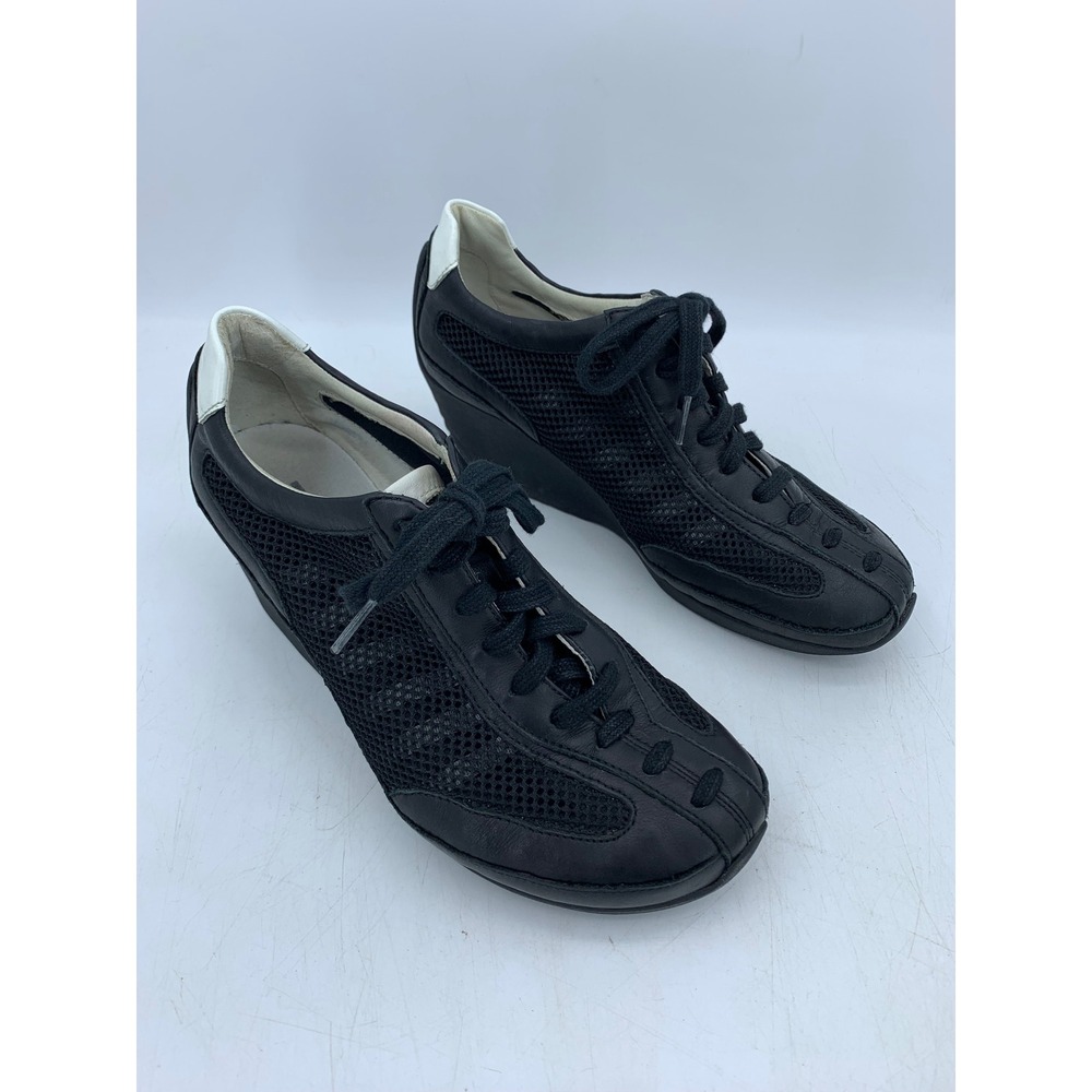 Tsubo Womens 8.5 Black Leather Mesh Wedge Sneakers Shoes Y2K Minimalist Boho